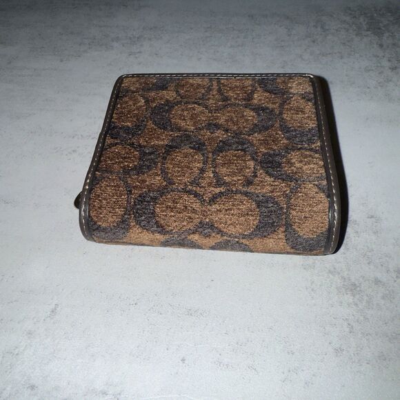 Coach Snap Wallet In Signature Chenille CCQ32  Gold - Picture 7 of 9